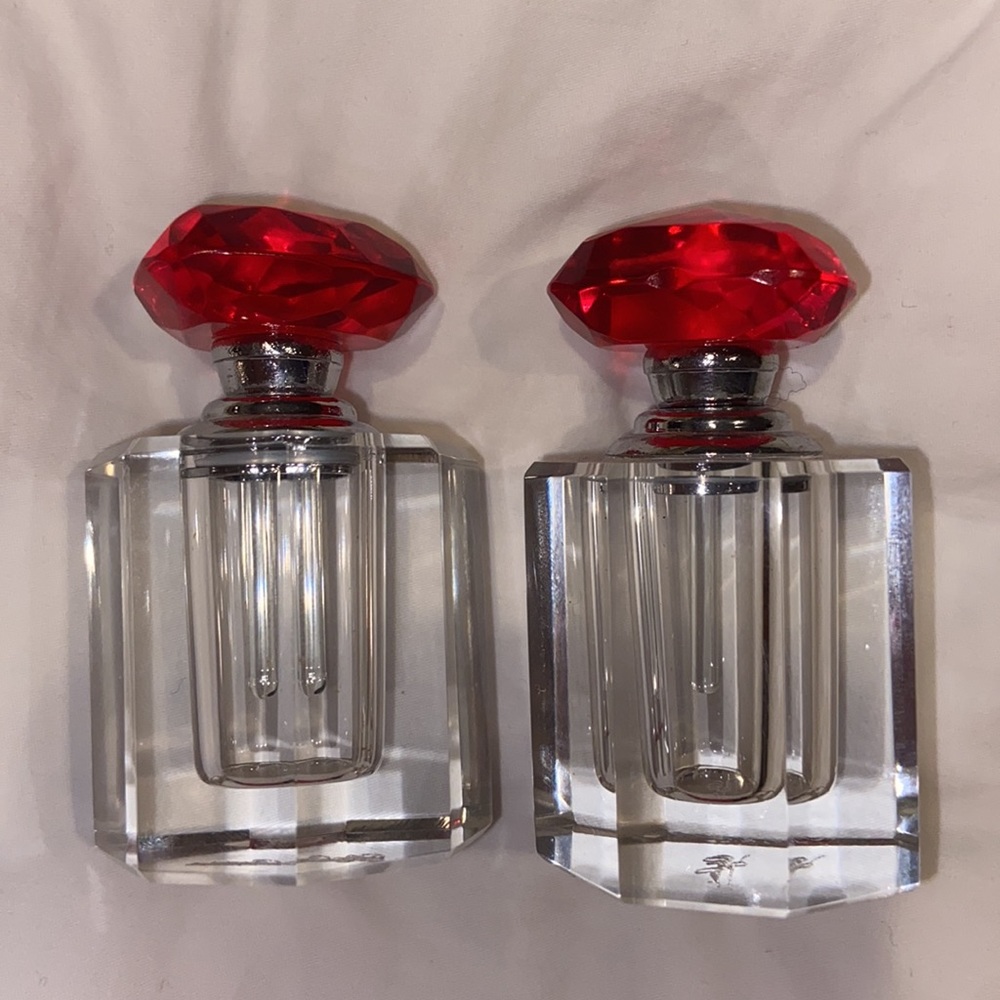 Crystal perfume bottle set